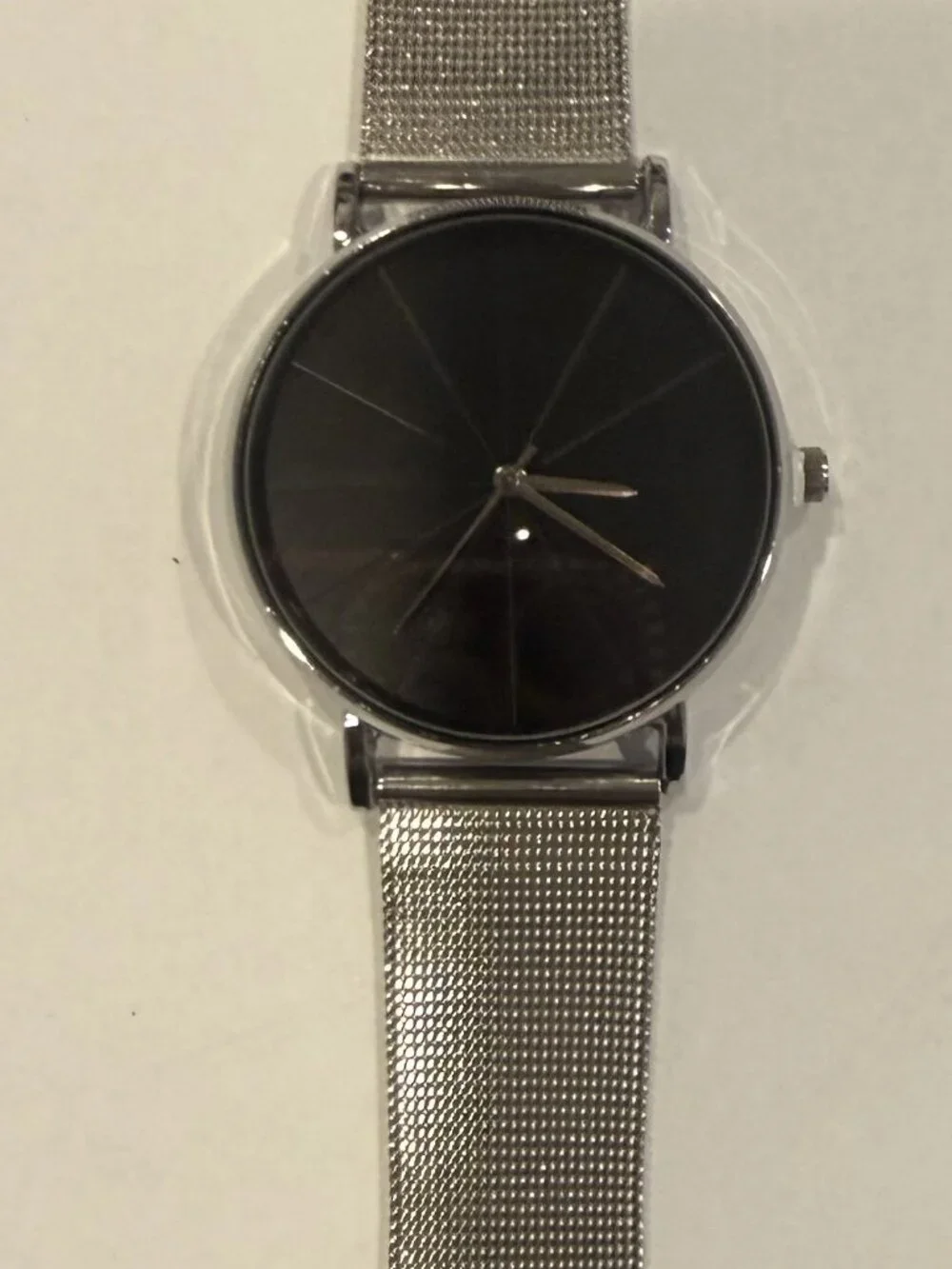 4pcs/set Men's  Watch Jewelry Fashion Set (watch with silver bands with black fa